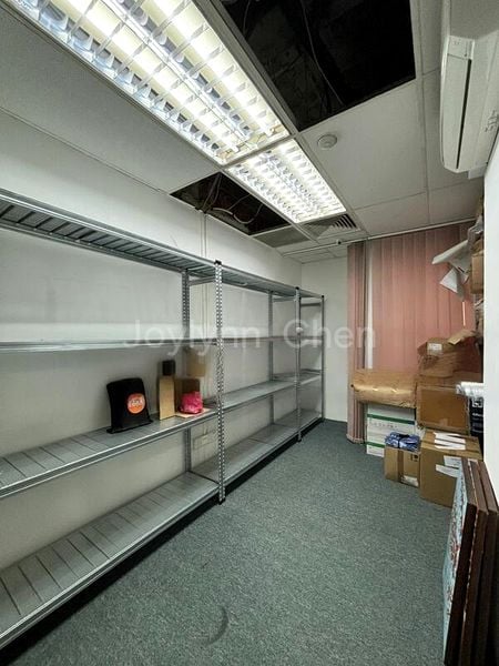 Office for Sale in  Fook Hai Building - Image 2